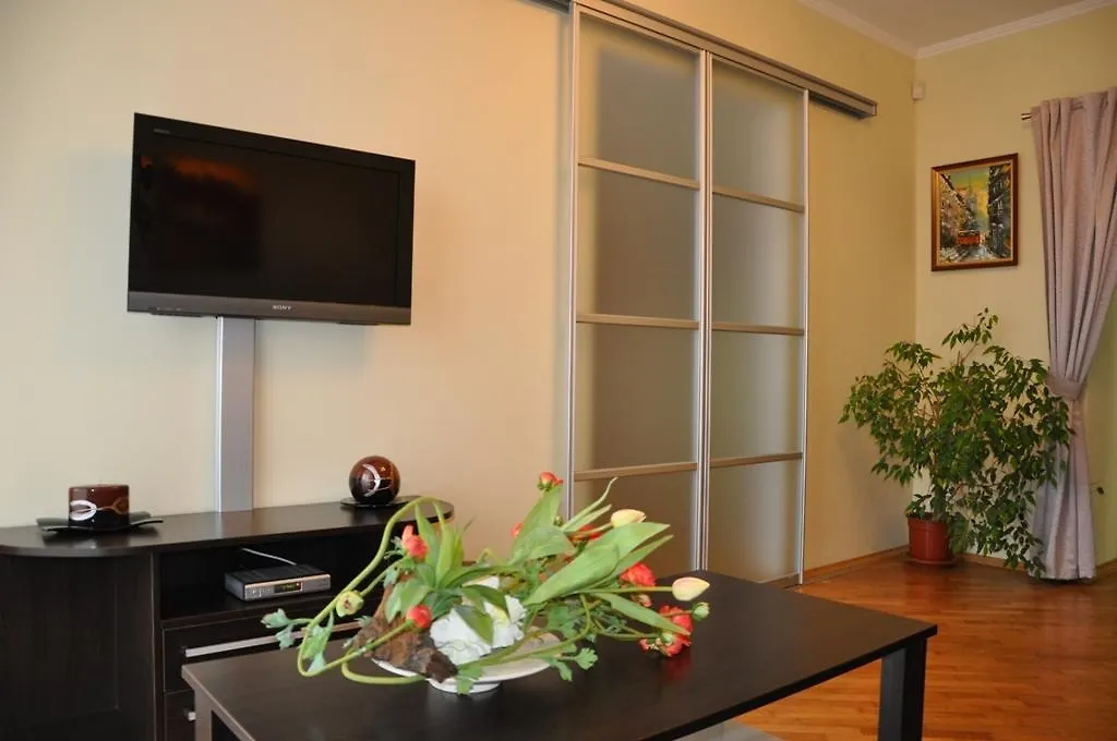 Apartment On Arkhipenka With Panorama View 0*, Lviv
